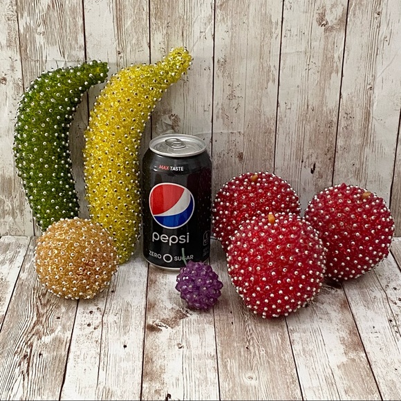 Vintage Mid Century Modern Beaded Pins FRUITS Retro Home Decor Collectible - Picture 5 of 13